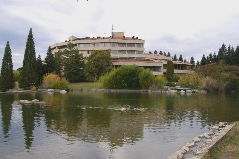 Hotel Saint Vrach サンダンスキ エクステリア 写真