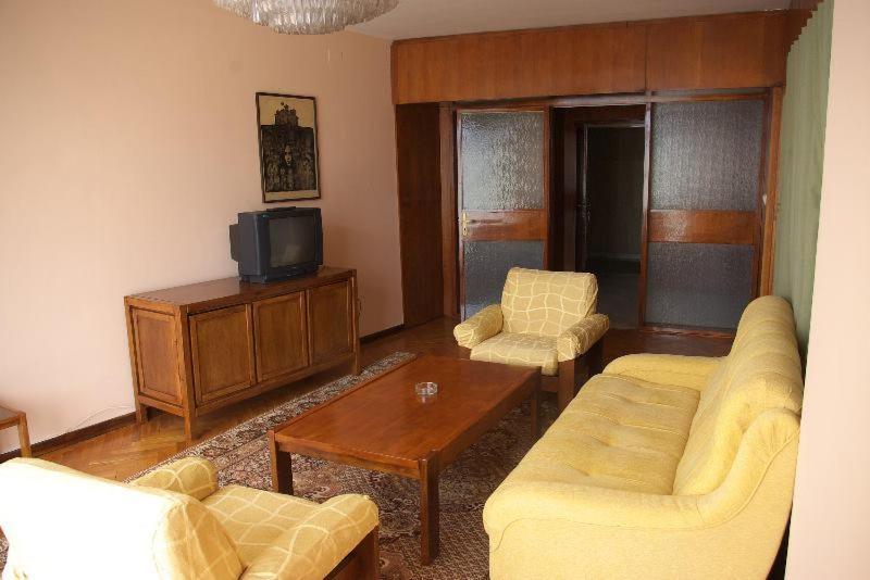 Hotel Saint Vrach サンダンスキ エクステリア 写真