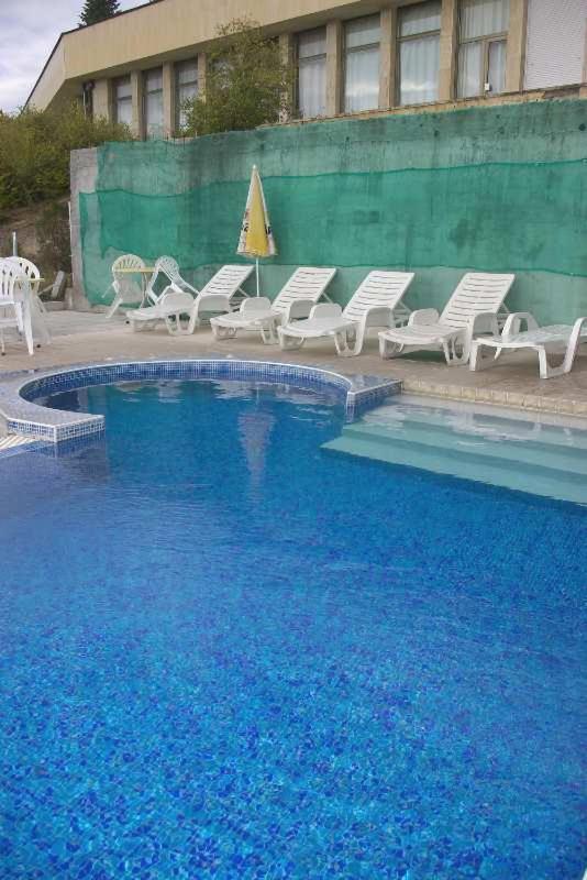 Hotel Saint Vrach サンダンスキ エクステリア 写真